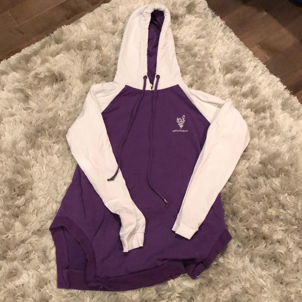 Younique Sweatshirt